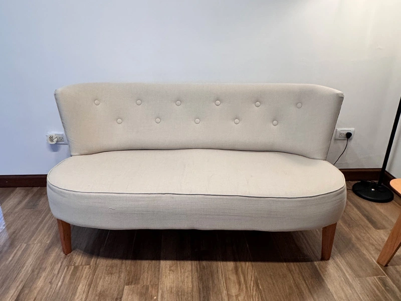 Retapizado de sillón doble en tela nueva